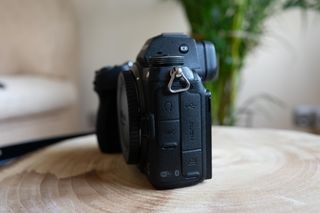 Nikon Z7 II - Como nueva, con factura y accesorios