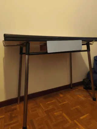 Mesa de cocina vintage de formica.