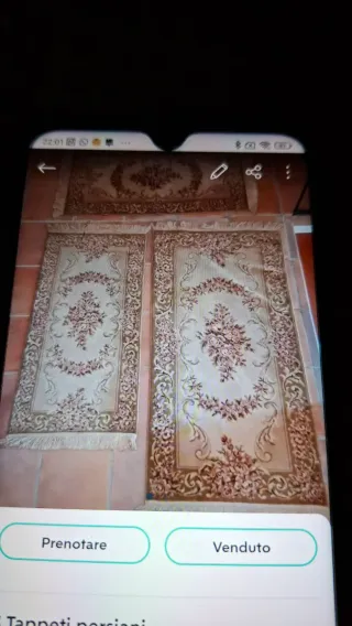 3 tappeti persiani beige e rosa