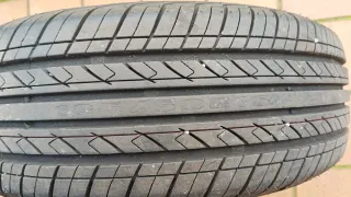 Neumático 185/60 R-15 88H XL