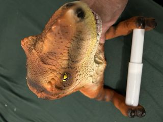 Porta rollos dinosaurio resistente