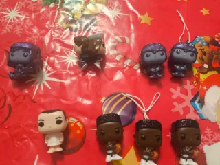 Figuras Stranger Things kinder joy