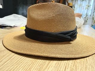 Sombrero de mujer beige