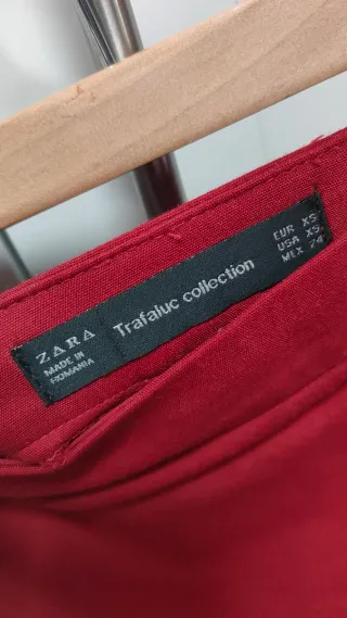 Falda pantalón Zara Roja Talla XS