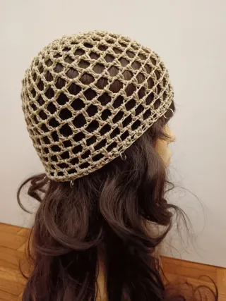 Cuffia rete beige con anellini cromati