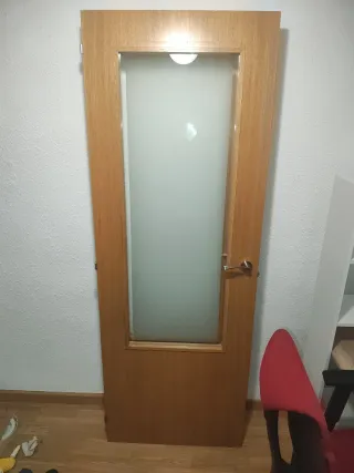 Puerta interior madera con cristal
