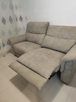 Sofá eléctrico reclinable beige
