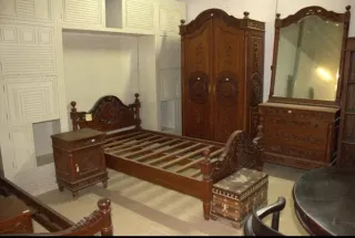 Dormitorio juvenil completo de madera.