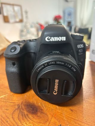 Canon EOS 6D Mark II Cámara Réflex