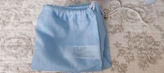 Bolso de bebé polipiel azul con ondas. MAYORAL