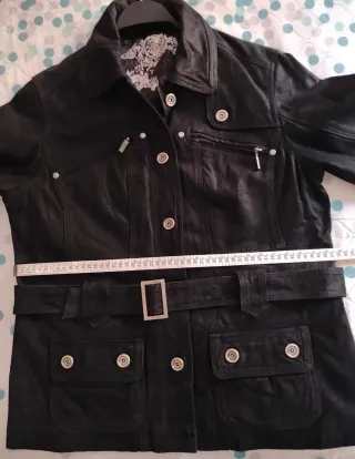 Chaqueta de ante negra nueva