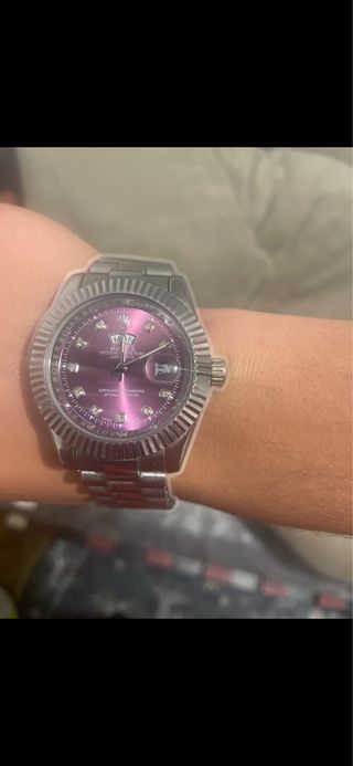 Rolex púrpura y plateado para hombre