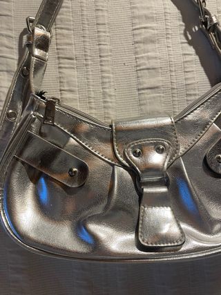 Bolso plateado