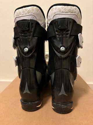 Botas de esquí Atomic chica 38 Flex 90