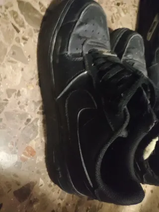 Nike Air Force 1 Negras Talla 42