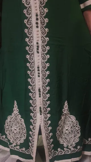 Caftan de color marino Bordado Elegante – Ideal pa