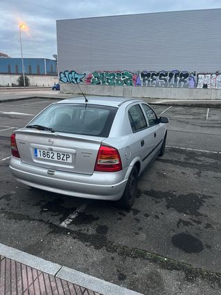 Opel Astra 2003
