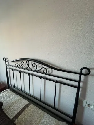 Cabecero forja negro cama 135