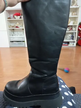 Botas altas negras