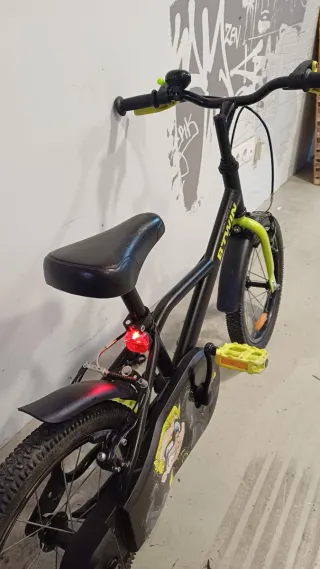 Bicicleta Rockrider 16 niño