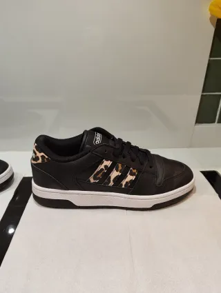 Zapatillas Adidas Mujer Break Start Leopardo