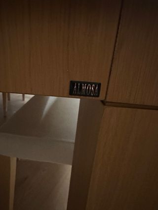 Tavolo in rovere massiccio cerca una casa con braccia forti