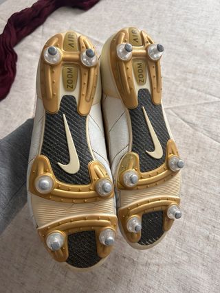 Nike Tiempo R10 Oro Blanco Talla 42