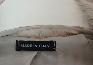 Abrigo / Chaquetón Mia Donna usado una tarde