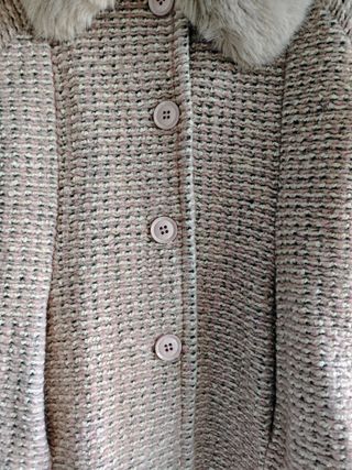 Abrigo / Chaquetón Mia Donna usado una tarde