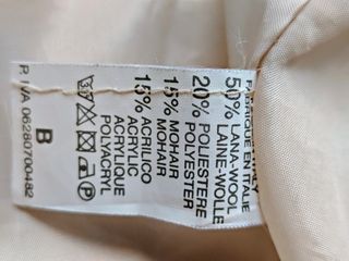 Abrigo / Chaquetón Mia Donna usado una tarde