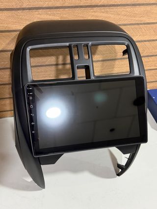 Marco y Pantalla Nissan Micra 2010-2017