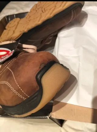 Zapatos de seguridad marrones