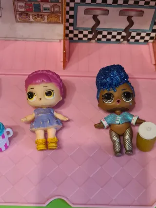 LOL Surprise Pop-Up Store Expositor