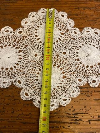 Naperon branco antigo Bilros