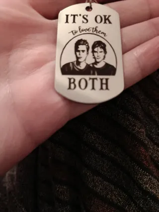 Llavero The Vampire Diaries:It's OK to love both