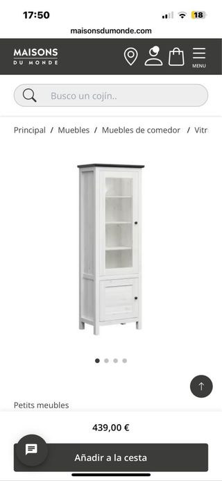 Vitrina de madera y cristal