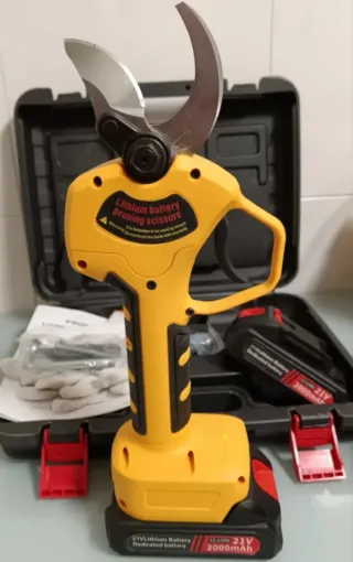 Motosierra y Tijeras Eléctricas Batería Recargable