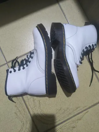 Stivaletti bianchi n. 37