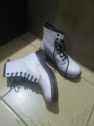 Stivaletti bianchi n. 37