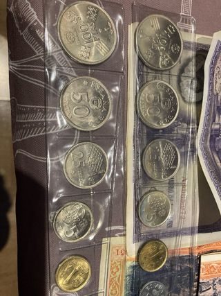 Monedas antiguas: Pesetas y Franco