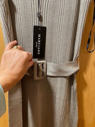 Vestido Guess Beige/Dorado Talla M Nuevo