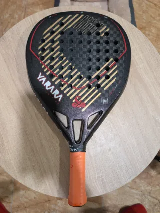 Vibor-a Yarara Liquid Edition 2023 + 10 overgrips.