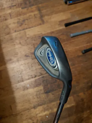 Set de Palos de Golf y Bolsa Roja