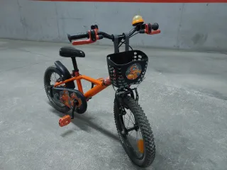 Bicicleta infantil naranja