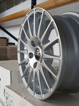 LIQUIDACION!!! oz superturismo gt 7x16 5x115 et35