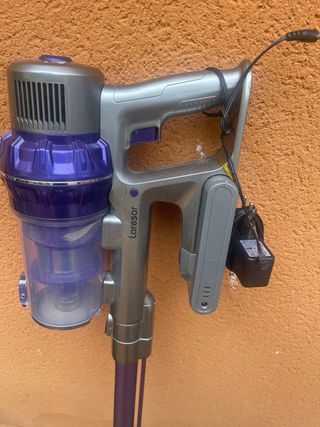 Aspiradora a batería morada