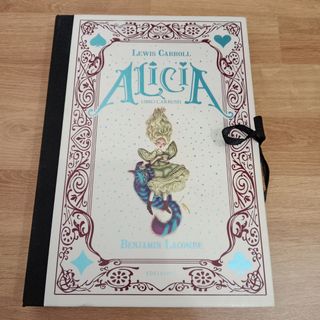 Alicia. Libro carrusel