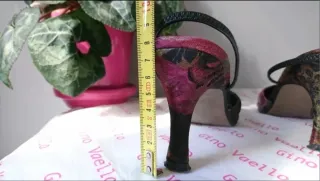 Talla 36 - Zapatos estampados de tacón Gino Vaello