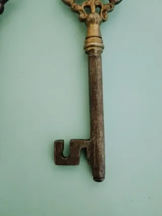 Coppia Chiavi Antiche Decorative