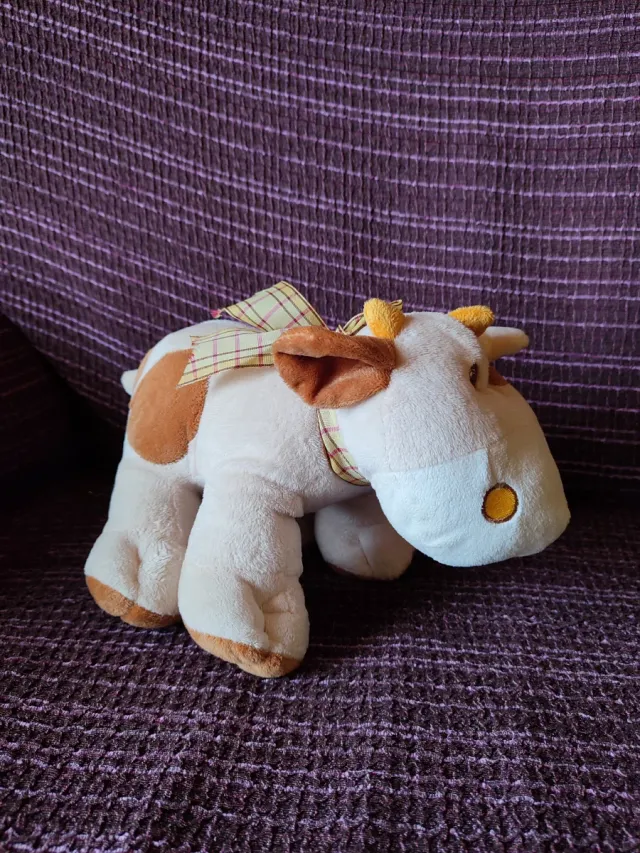 Peluche de vaca adorable Asturias con Lazo